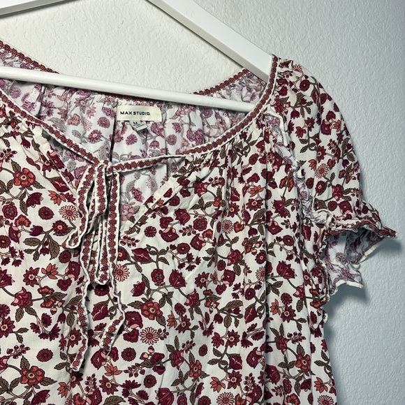 Max Studio Floral Print Women's Top Medium - Picture 3 of 4